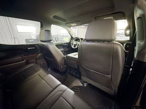 Used 2021 GMC Sierra 1500 SLT w/ X31 Off-Road Package image 11