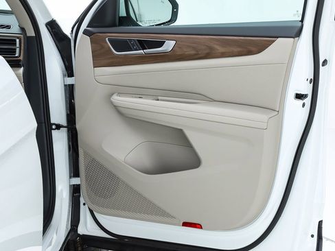 New 2026 Volkswagen Atlas SE image 31