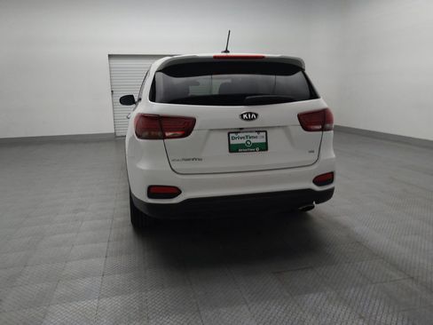 Used 2020 Kia Sorento FWD V6 image 6