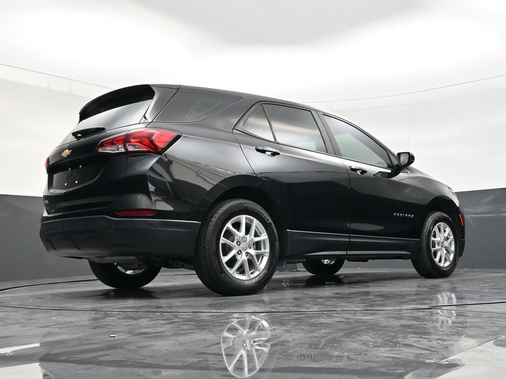 Used 2024 Chevrolet Equinox LS FWD image 21