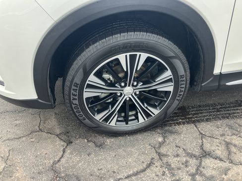 Used 2020 Mitsubishi Eclipse Cross SEL image 10