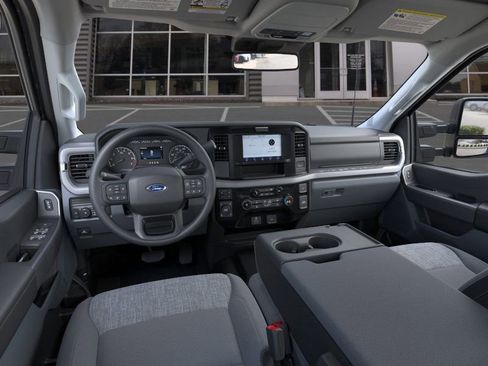 New 2026 Ford F350 XLT image 10