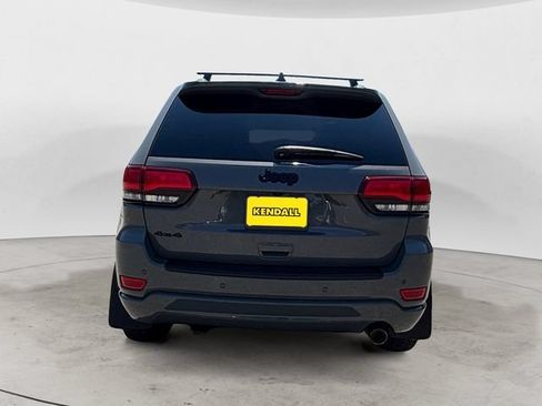 Used 2019 Jeep Grand Cherokee Altitude AWD/4WD image 6