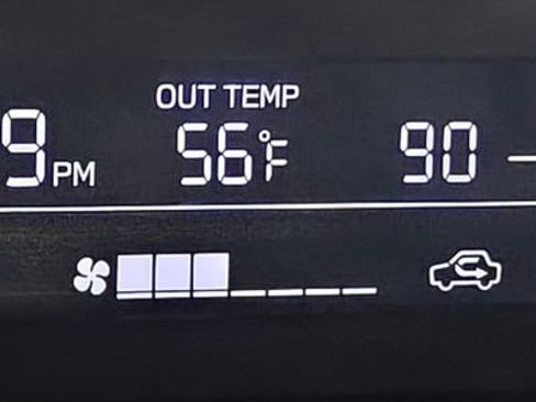 Used 2021 Subaru Crosstrek 2.0i Premium w/ Popular Package #3 image 31