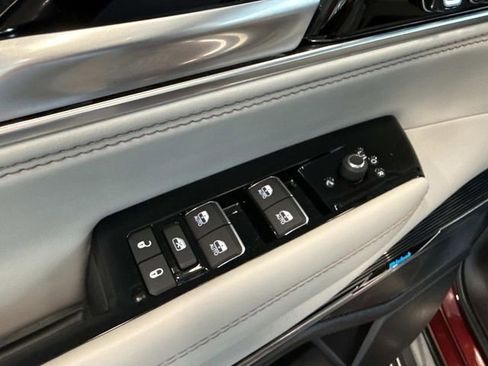 New 2026 Jeep Grand Wagoneer Summit w/ Premium Group III AWD/4WD image 20