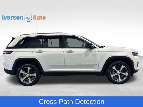 Used 2023 Jeep Grand Cherokee Limited AWD/4WD image 10