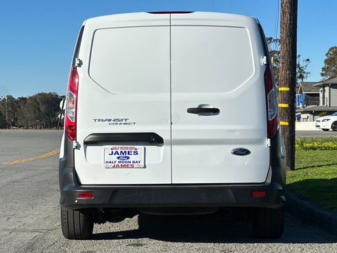 Used 2023 Ford Transit Connect XL image 4