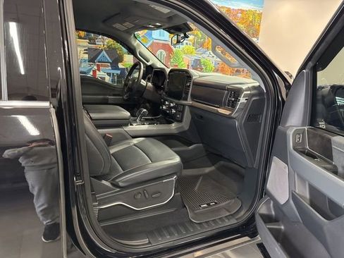 Used 2023 Ford F150 Lariat w/ Trailer Tow Package image 52