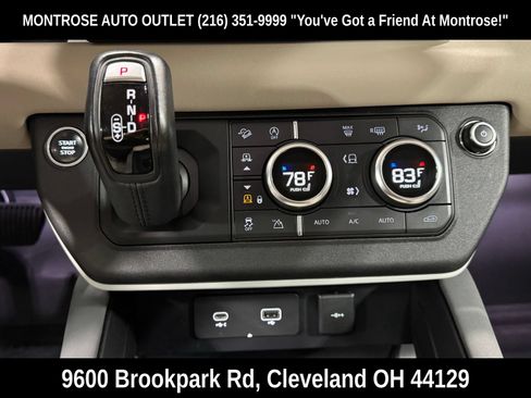 Used 2020 Land Rover Defender 110 First Edition AWD/4WD image 23