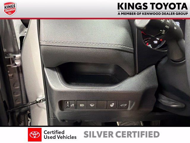 Used 2019 Toyota RAV4 XLE Premium w/ Advanced Technology Package AWD/4WD image 31