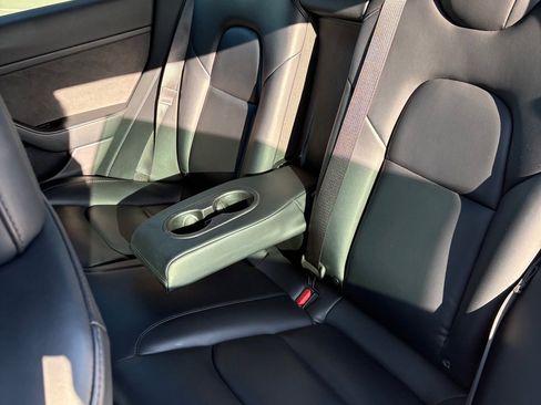 Used 2020 Tesla Model 3 Performance image 13