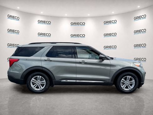 Used 2020 Ford Explorer XLT w/ Equipment Group 202A RWD image 8