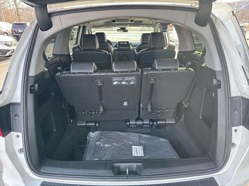 Used 2023 Honda Odyssey Elite image 12
