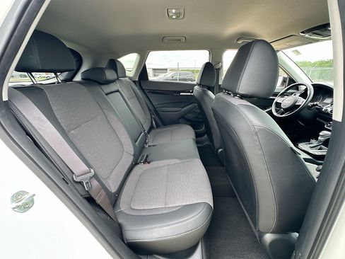 Used 2022 Kia Seltos S FWD image 25