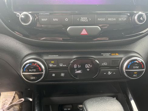 Used 2023 Kia Soul S FWD image 15