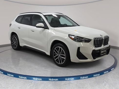 Certified 2026 BMW X1 xDrive28i AWD/4WD image 3