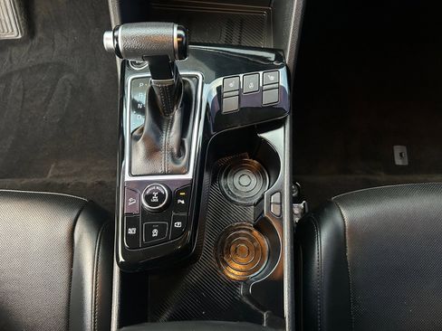 Used 2023 Kia Sportage EX image 23