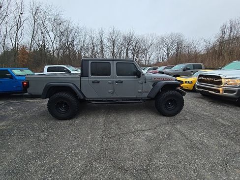Used 2021 Jeep Gladiator Mojave w/ Trailer Tow Package image 9