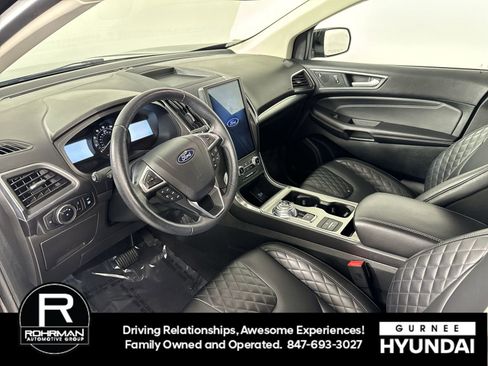 Used 2024 Ford Edge Titanium image 4