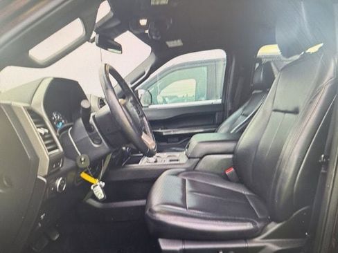 Used 2021 Ford Expedition XLT RWD image 7