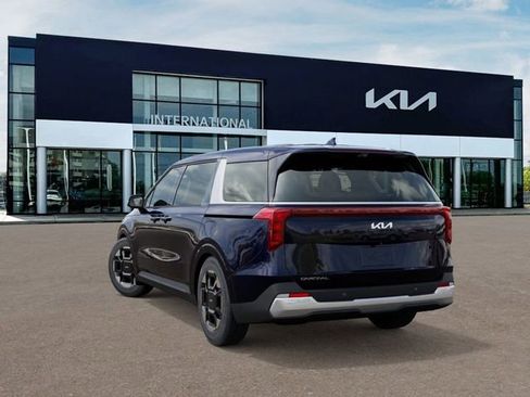 New 2026 Kia Carnival EX image 4