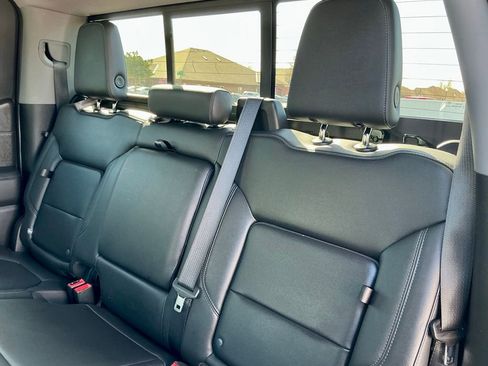 Used 2019 Chevrolet Silverado 1500 LTZ w/ LTZ Texas Edition image 31