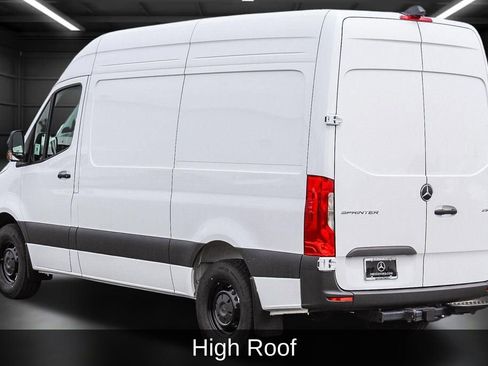 Used 2024 Mercedes-Benz Sprinter 144 Cargo image 4