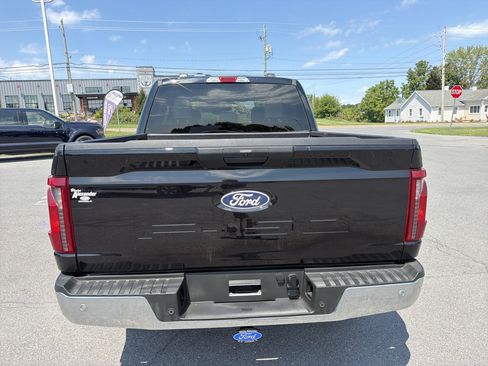 Used 2025 Ford F150 XLT w/ Equipment Group 301A Standard AWD/4WD image 4