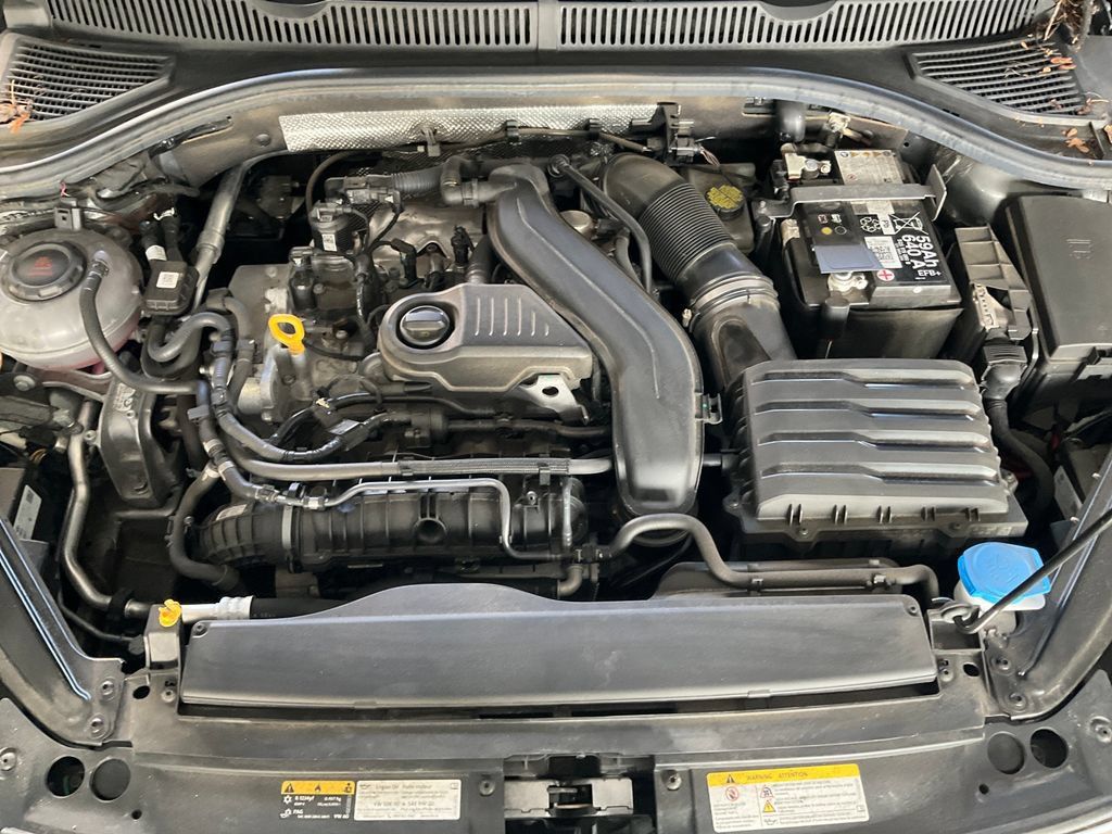 Certified 2024 Volkswagen Jetta SE FWD image 6