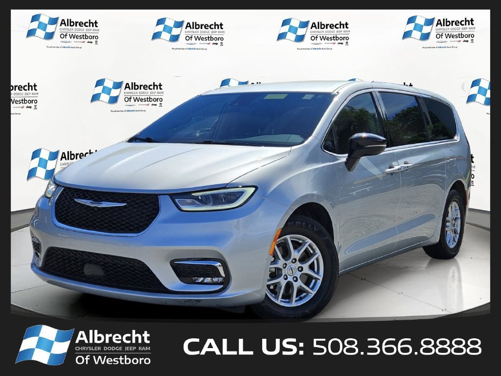 Used 2024 Chrysler Pacifica Touring-L FWD image 1