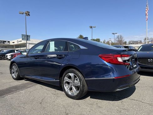 Used 2020 Honda Accord EX image 5