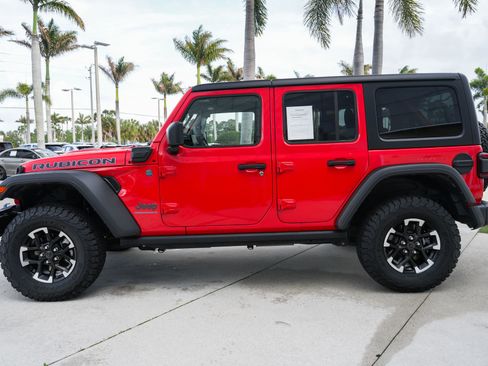 Used 2025 Jeep Wrangler Unlimited Rubicon 4xe w/ Safety Group AWD/4WD image 25