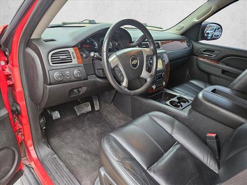 Used 2011 Chevrolet Tahoe LT w/ Luxury Package image 13