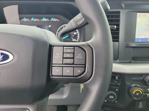 New 2026 Ford F250 4x4 Regular Cab Super Duty image 24