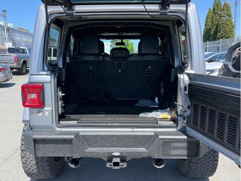 Used 2021 Jeep Wrangler Unlimited Rubicon AWD/4WD image 5