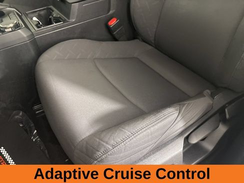 Used 2024 Toyota Tacoma SR AWD/4WD image 12