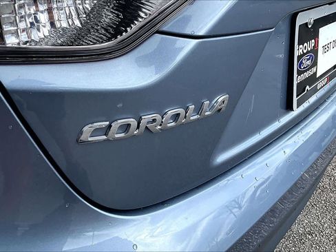 Used 2024 Toyota Corolla LE image 30