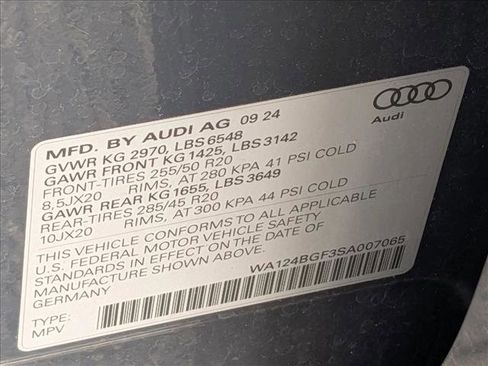 Used 2025 Audi Q6 e-tron Premium Plus w/ Premium Plus image 16