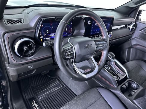 Used 2024 Chevrolet Colorado Z71 w/ Z71 Convenience Package 2 image 10