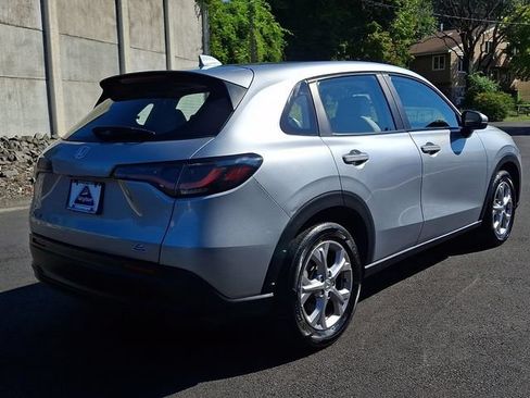Used 2024 Honda HR-V LX image 6