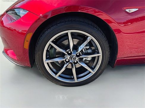Used 2021 MAZDA MX-5 Miata Grand Touring image 38