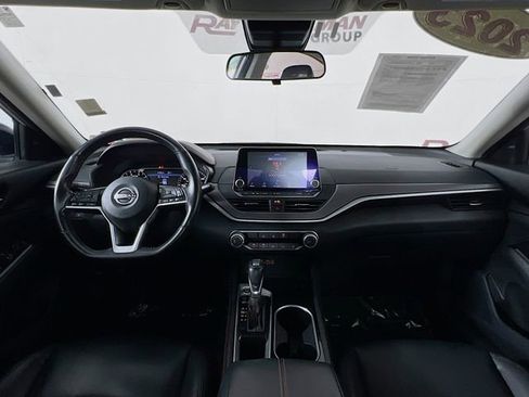 Used 2023 Nissan Altima 2.5 SR image 23