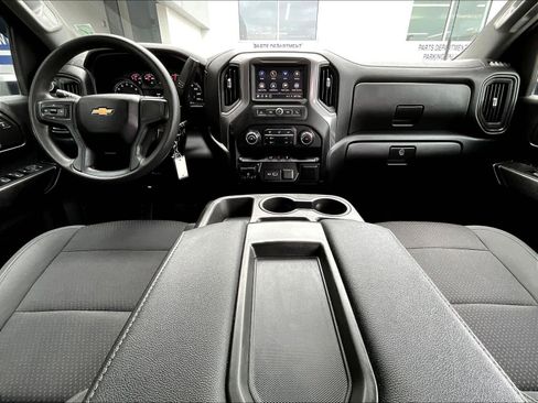 Used 2023 Chevrolet Silverado 2500 Custom w/ Custom Value Package image 21