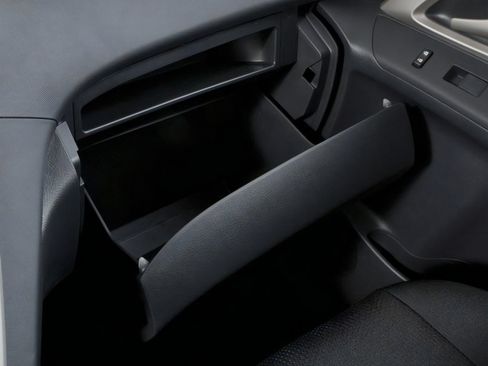 Used 2010 Toyota Matrix w/ PWR Pkg FWD image 17