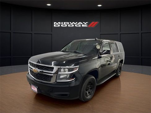Used 2019 Chevrolet Tahoe 4WD w/ Remote Keyless Entry Package image 2