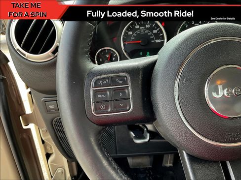 Used 2017 Jeep Wrangler Unlimited Rubicon w/ Dual Top Group AWD/4WD image 11