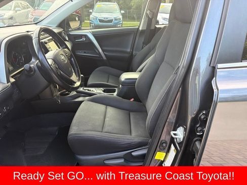 Used 2017 Toyota RAV4 XLE FWD image 13