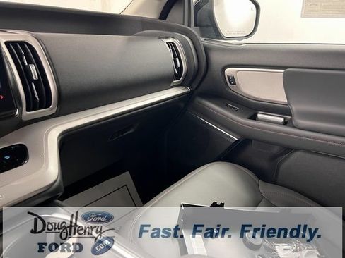 New 2025 Ford Expedition Active AWD/4WD image 55