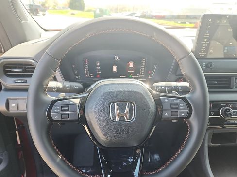 New 2026 Honda Pilot Sport image 16