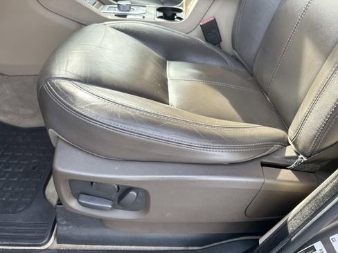 Used 2016 Land Rover LR4 HSE LUX image 17